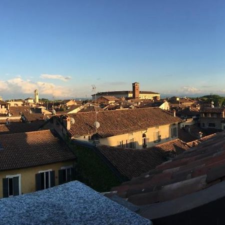 Appartement Attico Centro Storico à Pavie Extérieur photo